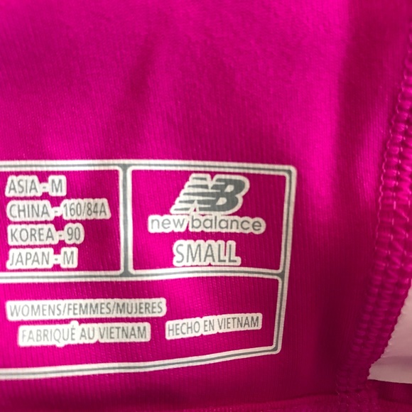 NEW BALANCE SPORT TOP - Picture 3 of 3